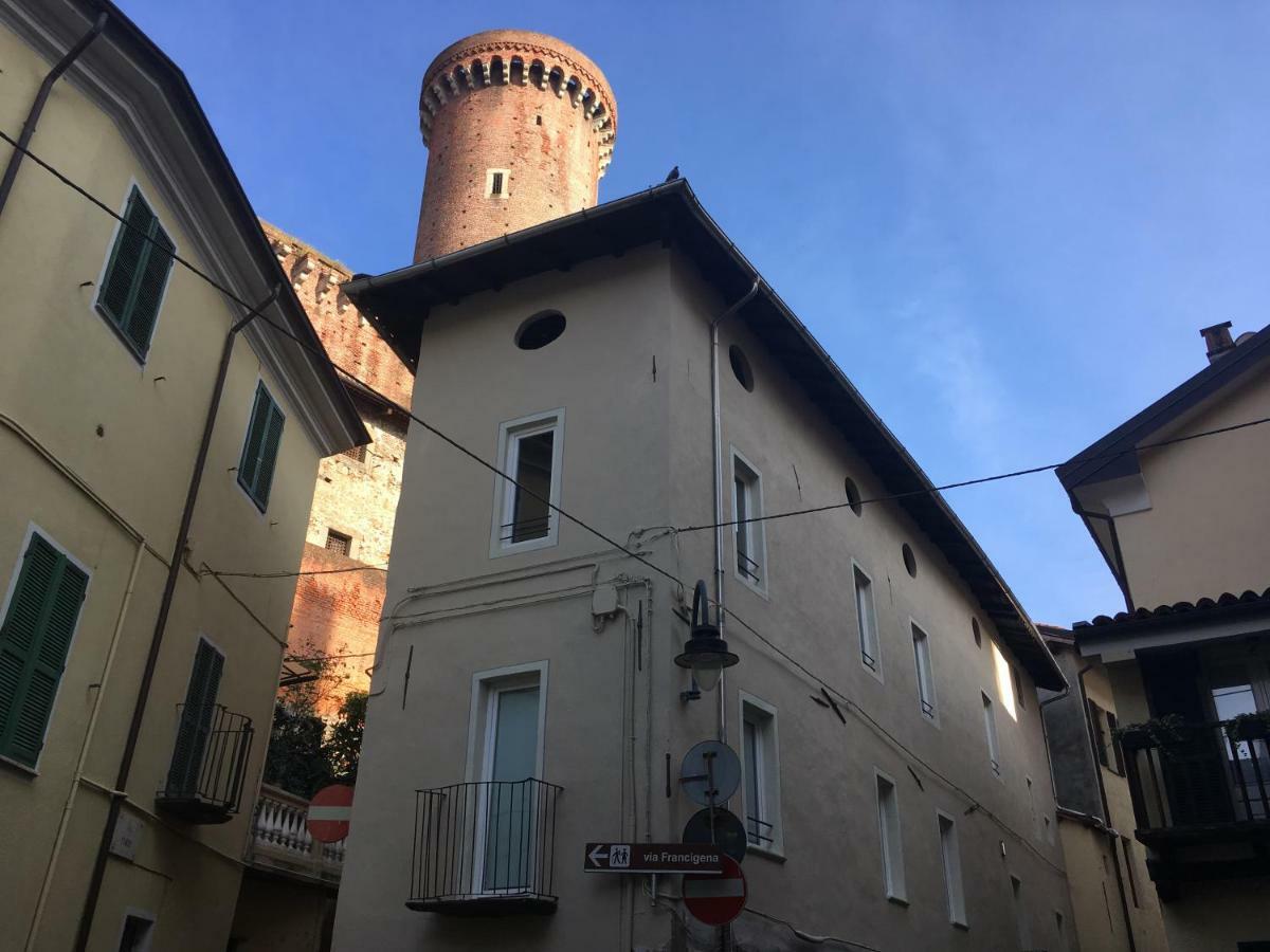 Ferienwohnung Domus LEYDI Ivrea Exterior foto