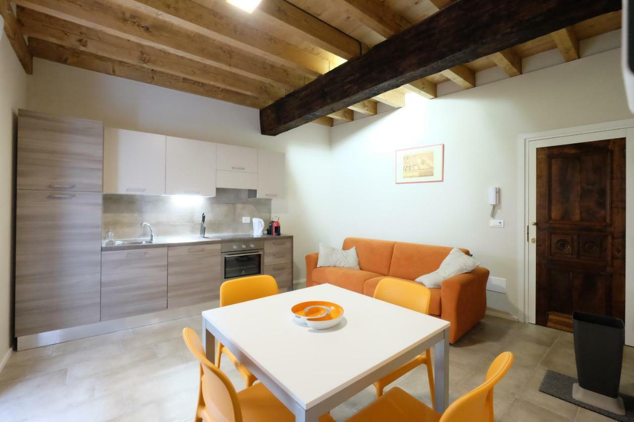Ferienwohnung Domus LEYDI Ivrea Exterior foto