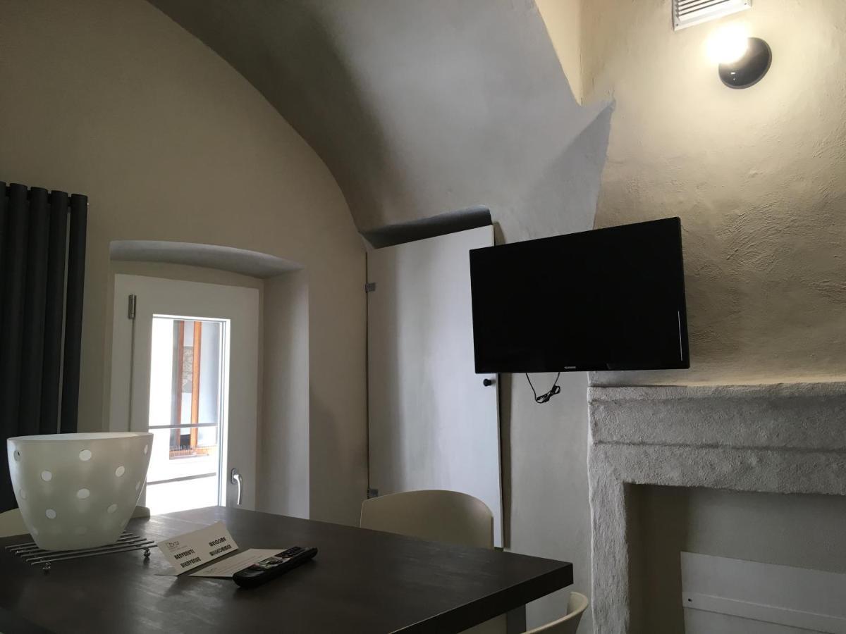 Ferienwohnung Domus LEYDI Ivrea Exterior foto